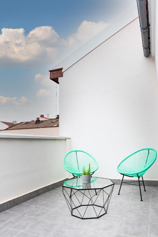 Apartamentos Kai Getxo Bagian luar foto